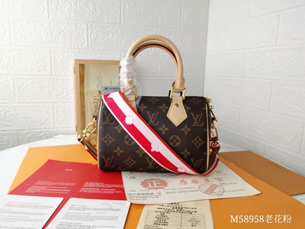 ルイヴィトンバッグ正面デザイン